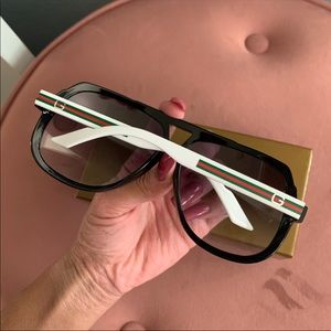 Gucci Logo Temple 63mm Aviator Sunglasses